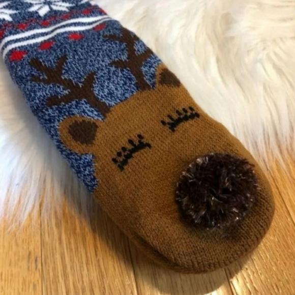 Fuzzy Babba Reindeer Slipper Socks - Picture 3 of 5